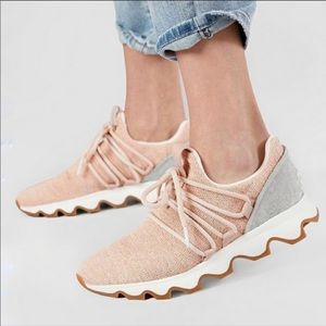 Light Pink Sorel Kinetic Lace Sneaker Size 10